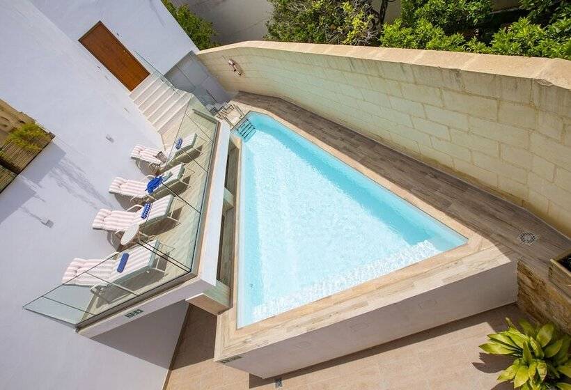 تختخواب و صبحانه Pjazza Suites Boutique Hotel By Cx Collection