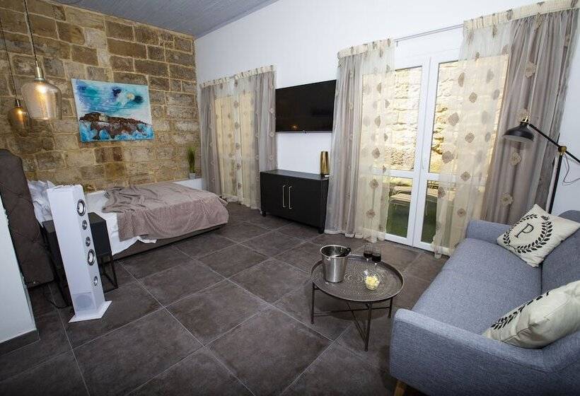 تختخواب و صبحانه Pjazza Suites Boutique Hotel By Cx Collection