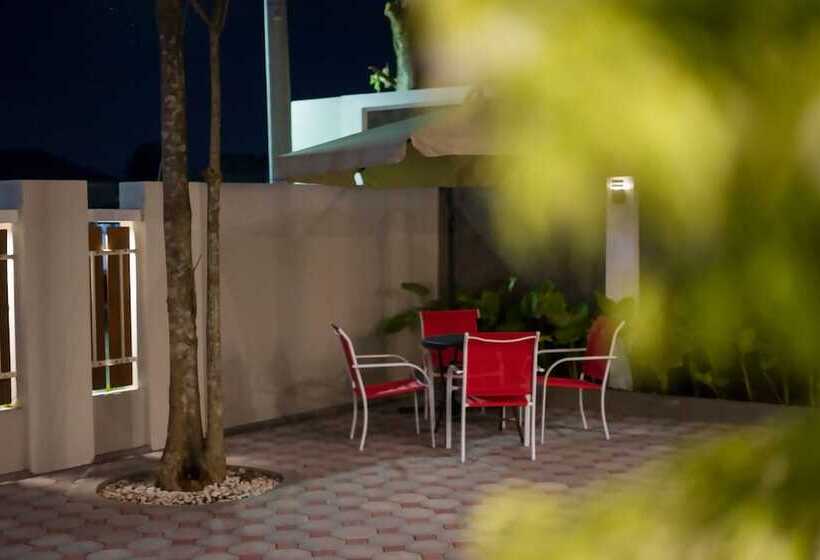 Bed and Breakfast W House