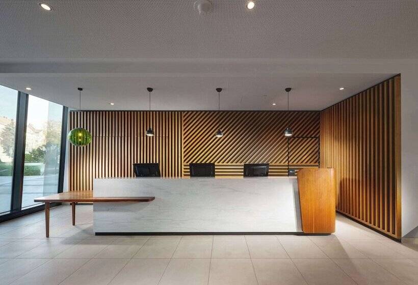 Clarion Hotel Vienna South