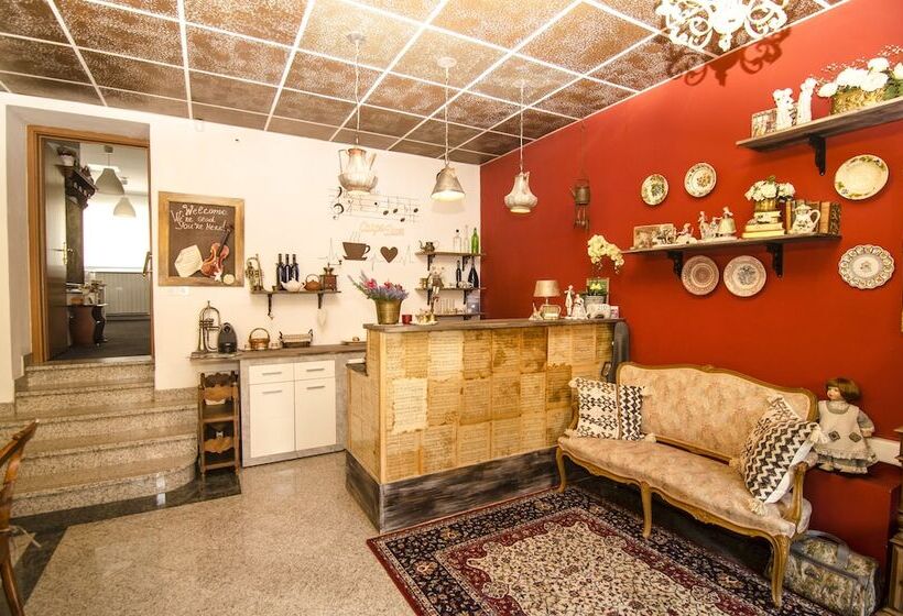 Family Boutique Hotel Trubarjev