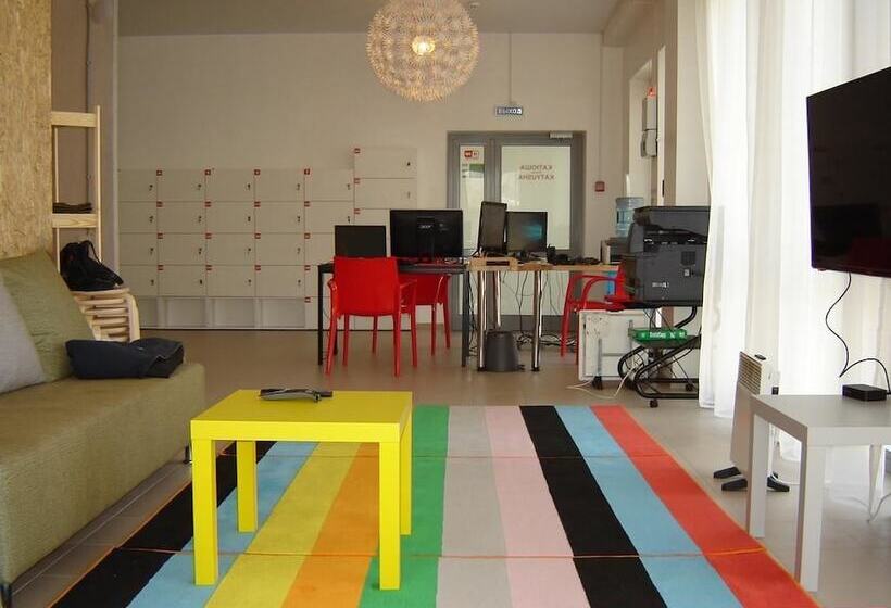 Hostel Katyusha Travel Center