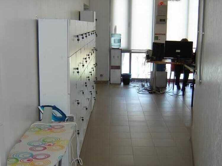 Hostel Katyusha Travel Center