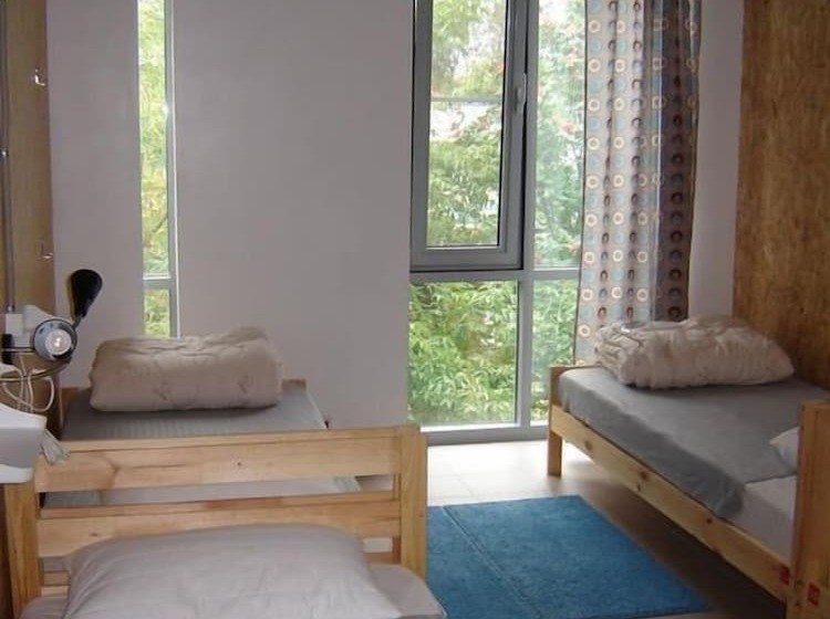 Hostel Katyusha Travel Center