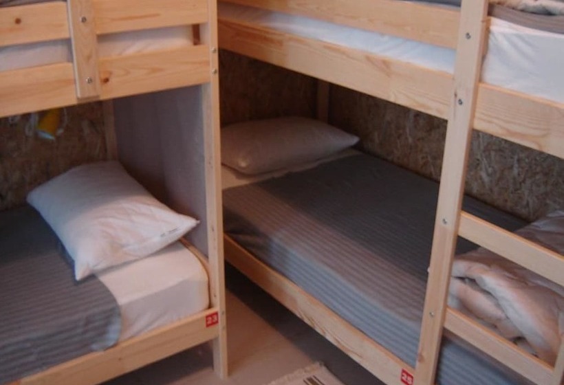 Hostel Katyusha Travel Center