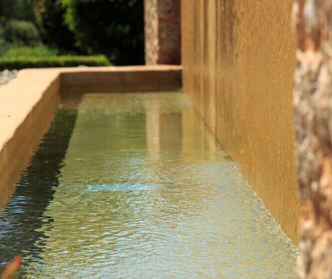 בית מלון כפרי 180 South Seaside