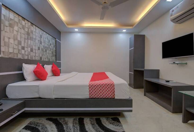 בית מלון כפרי A K Residency By Oyo Rooms