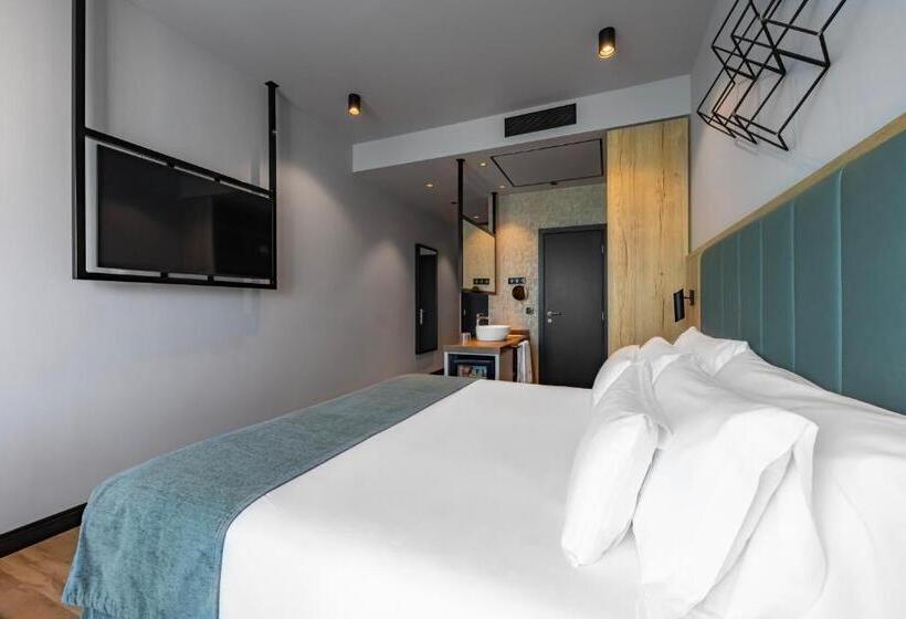 Отель Barcelo Budapest