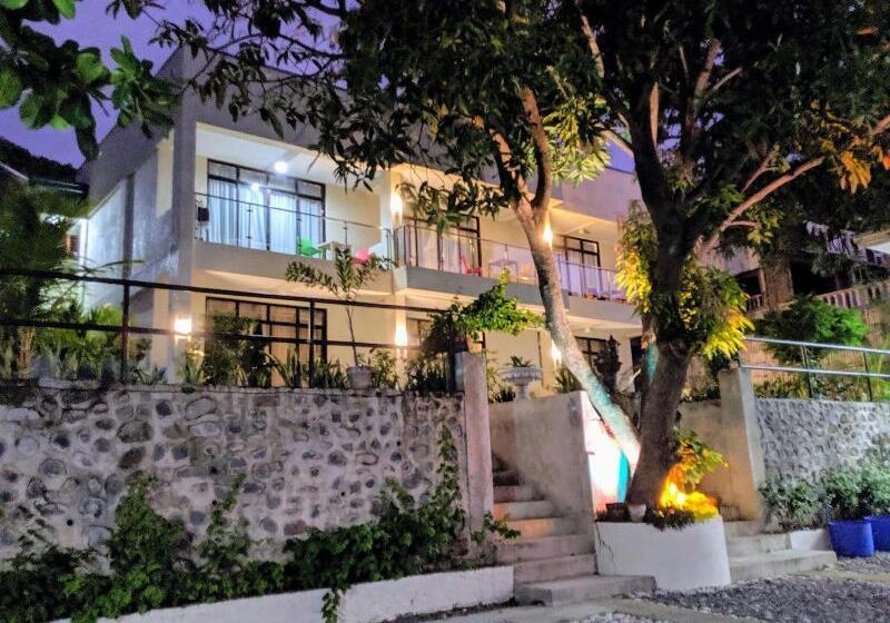 בית מלון כפרי Bentrina Diving Resort