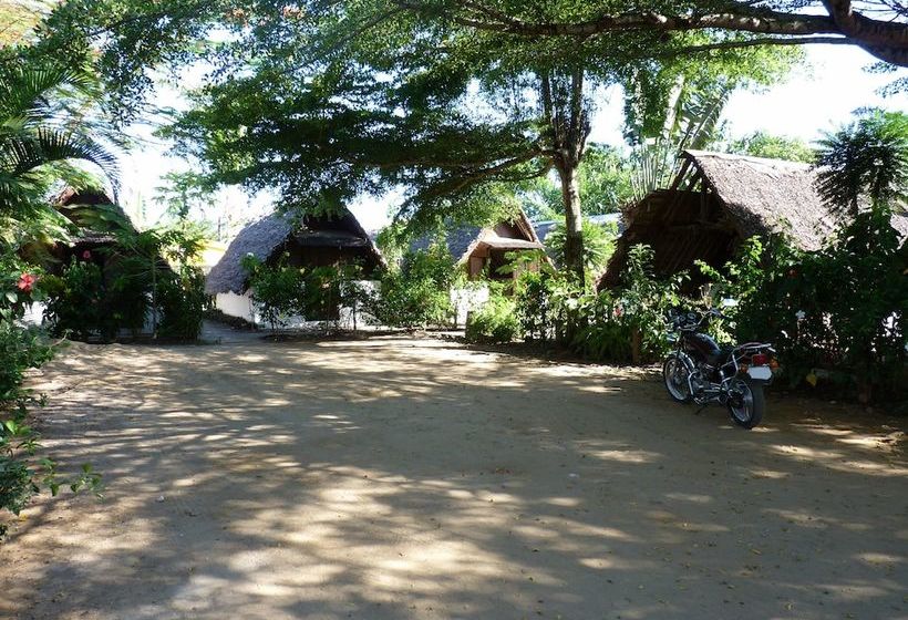 Отель Bungalow Finaritra