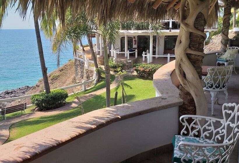 هتل Bungalows Lydia San Pancho