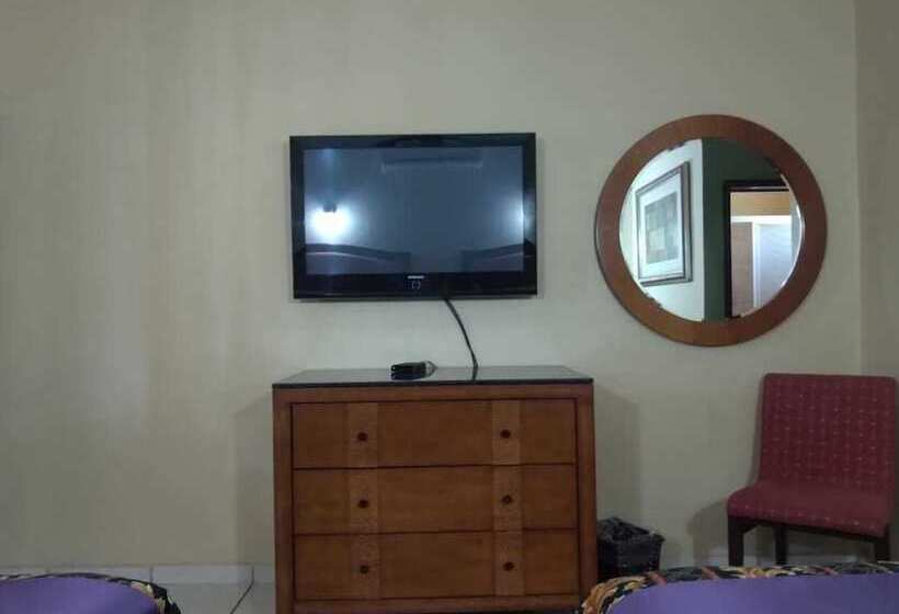 فندق Cactus Inn Los Cabos