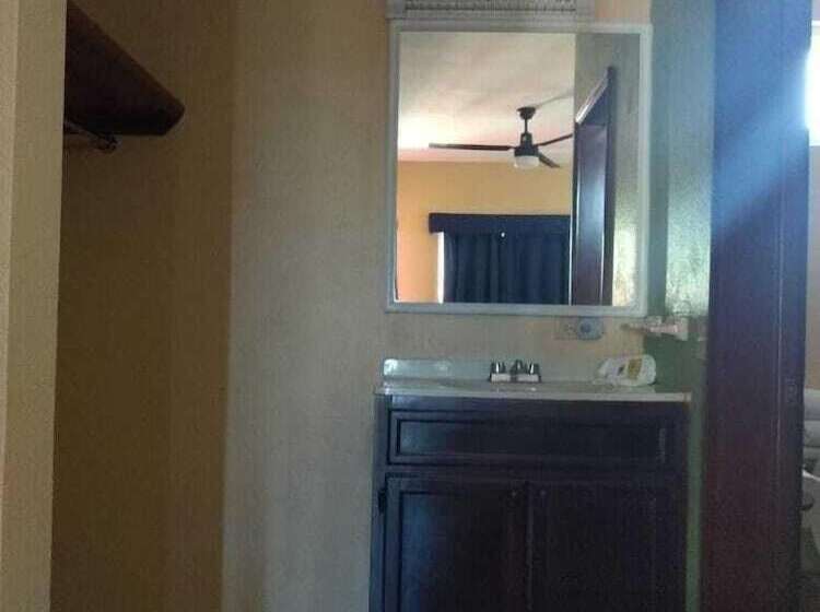 فندق Cactus Inn Los Cabos