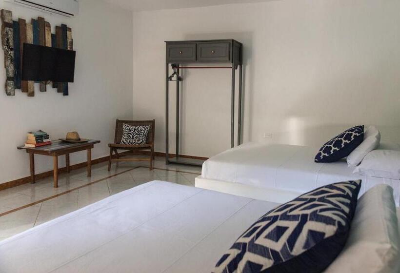 هتل Casa Colonial Tulum