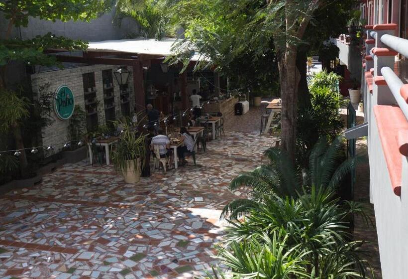 هتل Casa Colonial Tulum