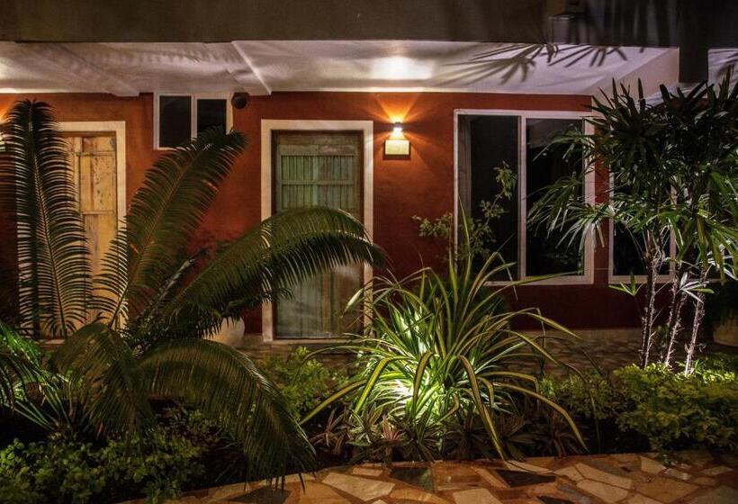 هتل Casa Colonial Tulum