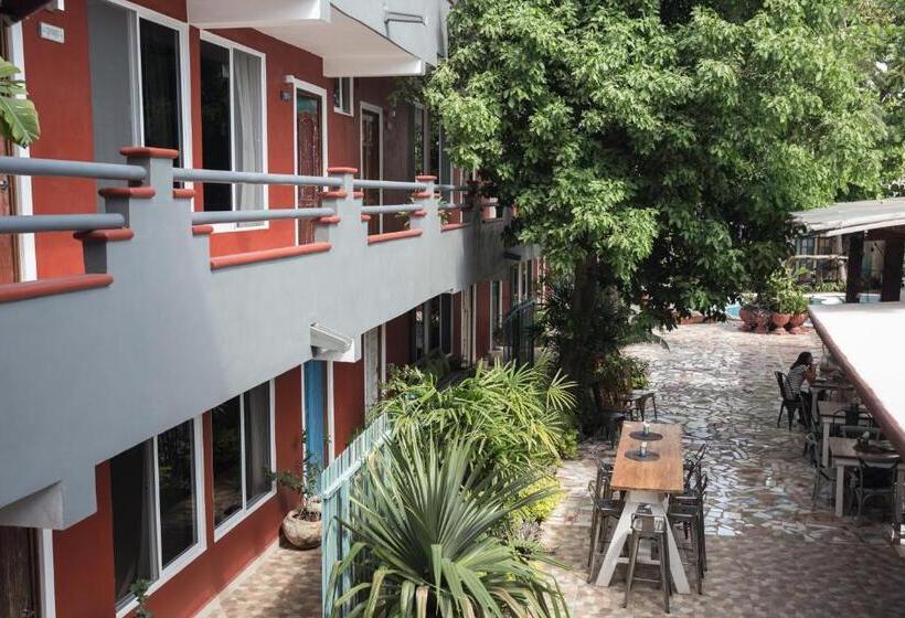 هتل Casa Colonial Tulum