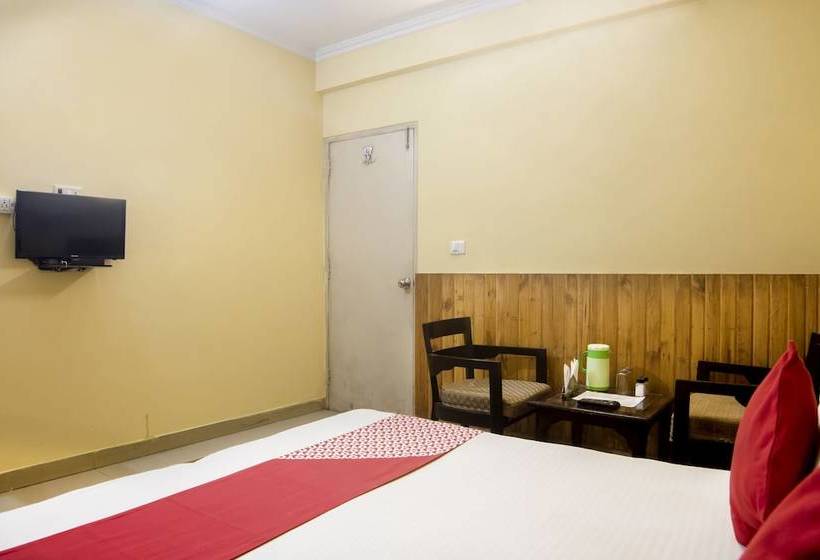 ホテル Comfort Home By Oyo