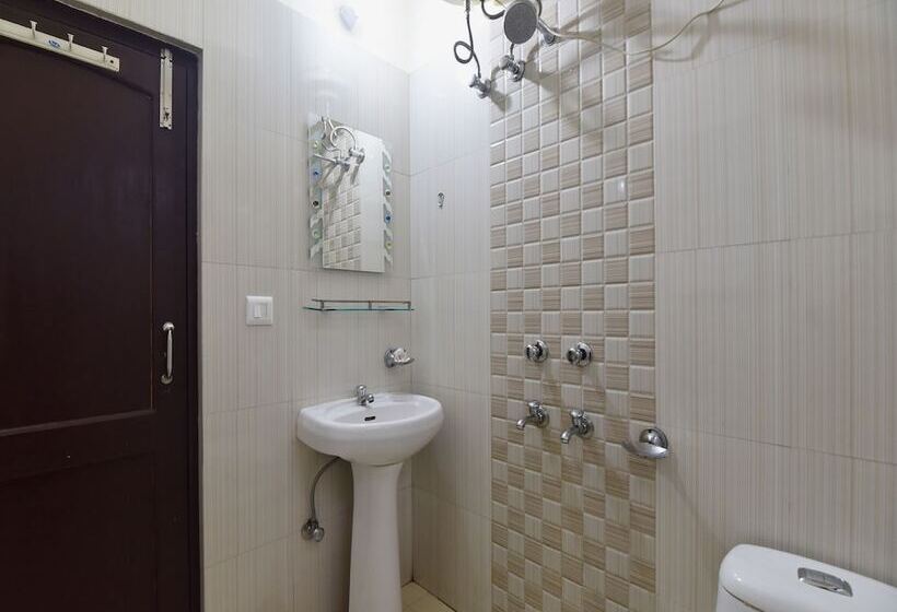 호텔 Dhruv By Oyo Rooms