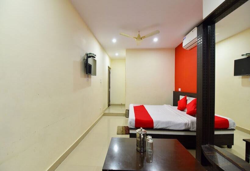 호텔 Dhruv By Oyo Rooms