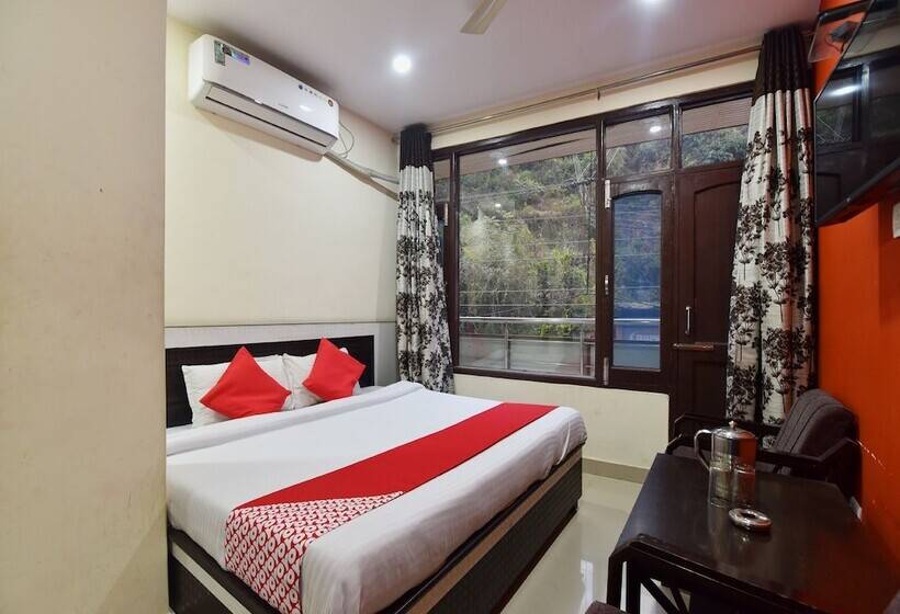 호텔 Dhruv By Oyo Rooms