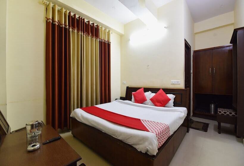 호텔 Dhruv By Oyo Rooms