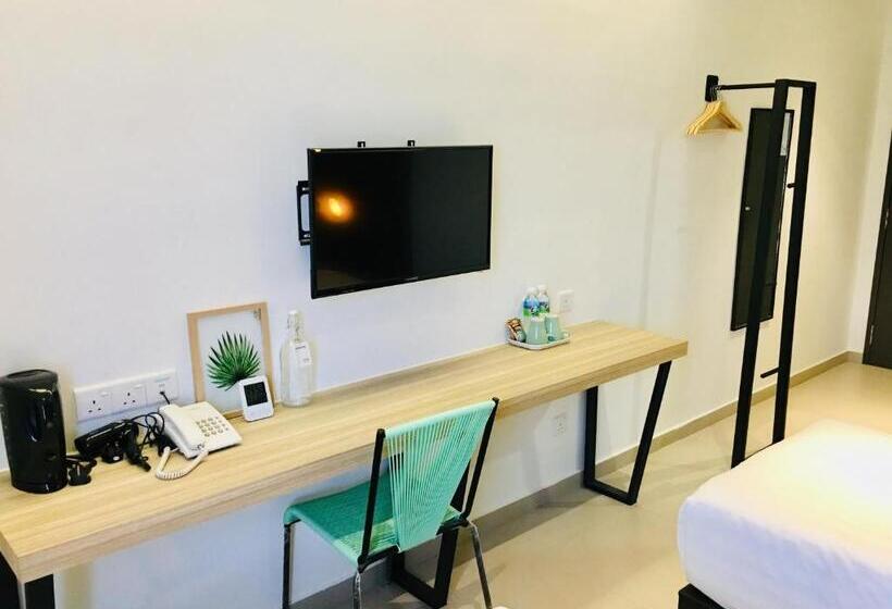 호텔 Enclave Business