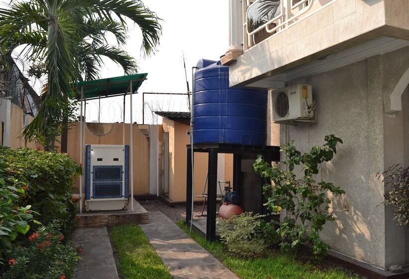 هتل Finesse Ntumba