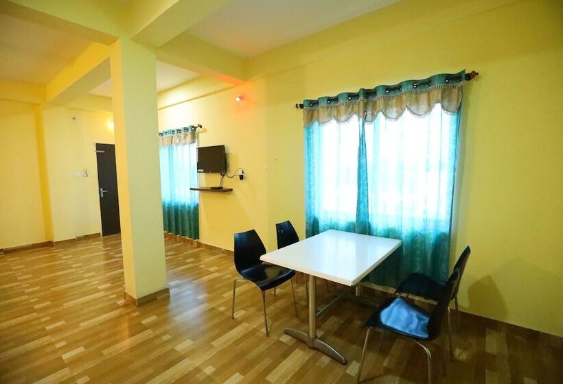 בית מלון כפרי Gaurika Residency Boarding & Lodging Padubidri