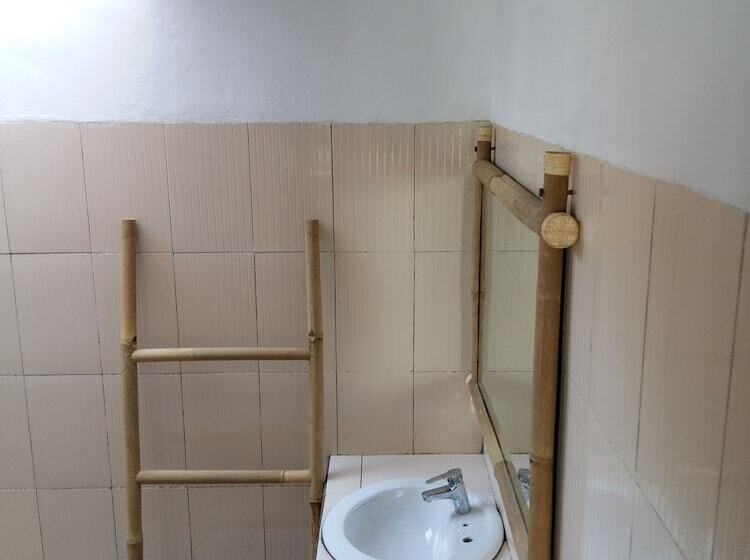 호텔 Laba Laba Bungalow