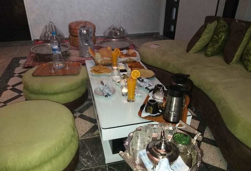 فندق Lahlou Riad Cafeteria