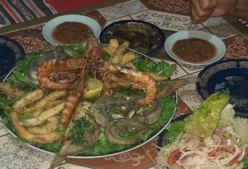 هتل Lahlou Riad Cafeteria