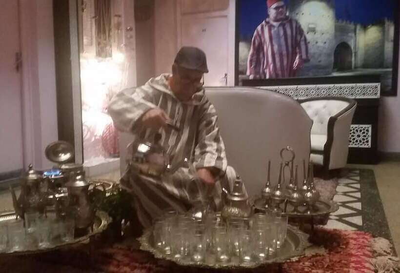 هتل Lahlou Riad Cafeteria