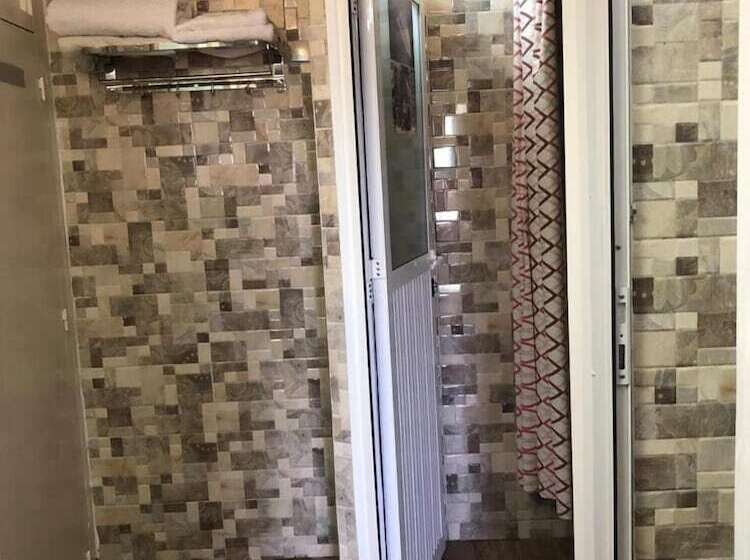 هتل Lahlou Riad Cafeteria