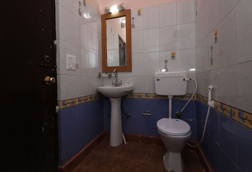 Hotel Laxmi Palace By Oyo Rooms