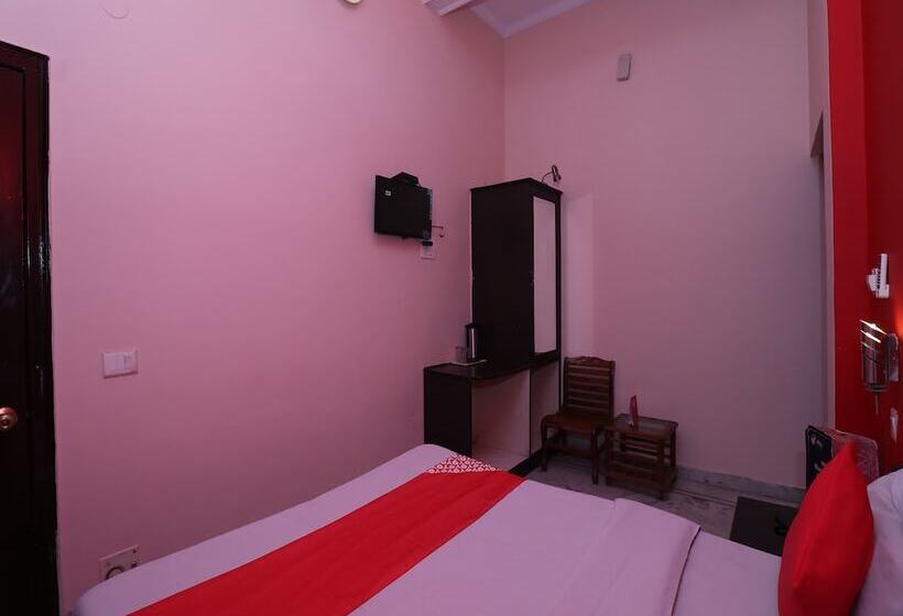 Hotel Laxmi Palace By Oyo Rooms