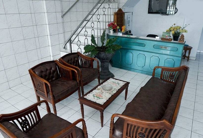 호텔 Niaga By Oyo Rooms