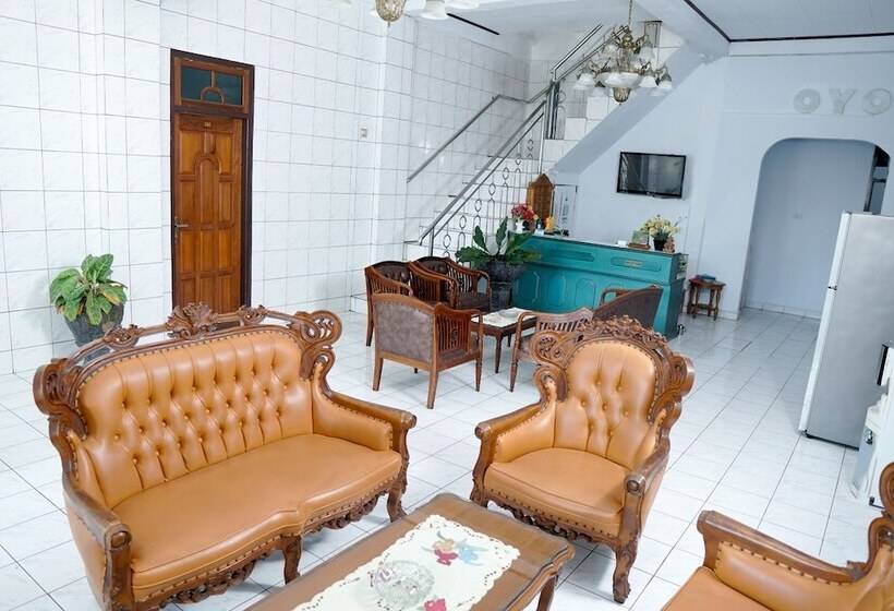 호텔 Niaga By Oyo Rooms