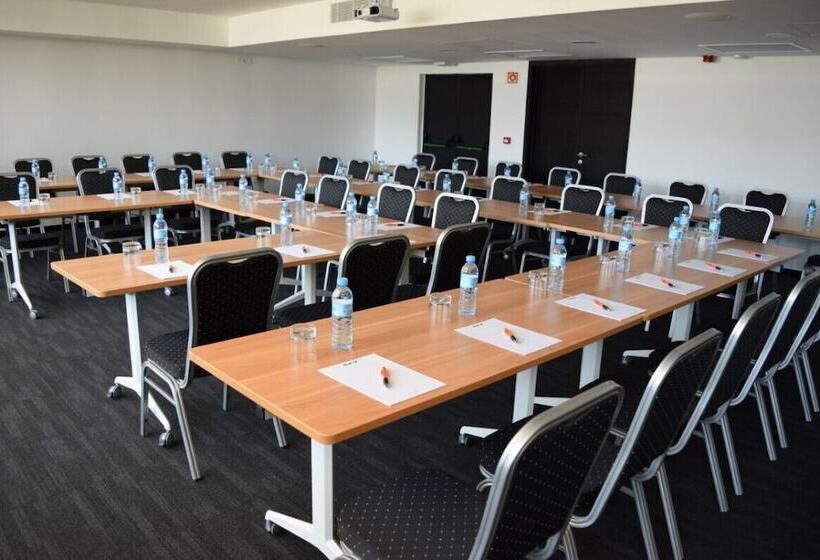 Onomo Hotel Maputo
