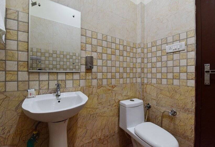 فندق Paradise By Oyo Rooms