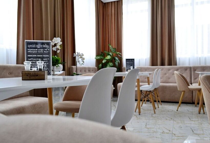 فندق Park & House