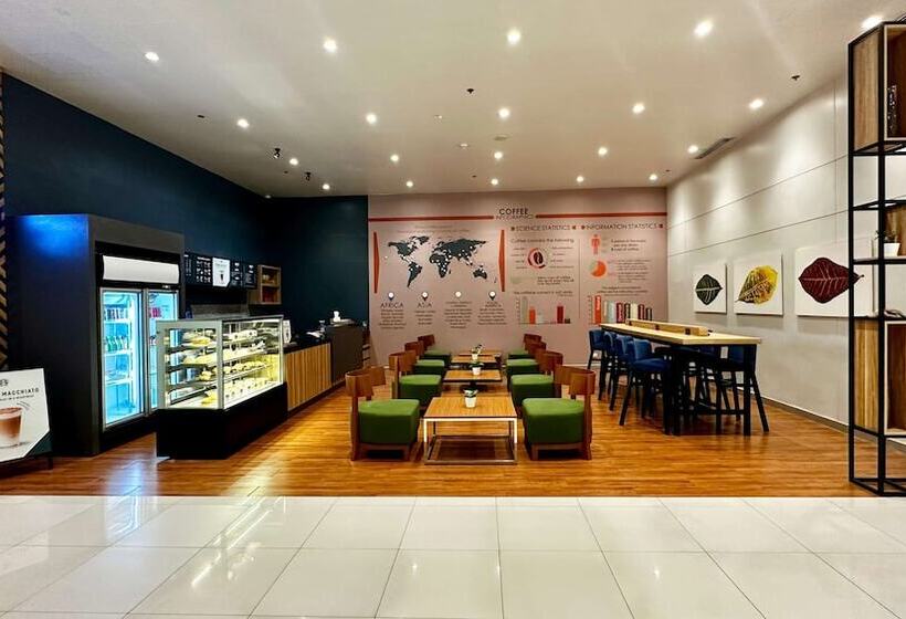 هتل Park Inn By Radisson North Edsa