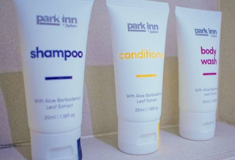 هتل Park Inn By Radisson North Edsa