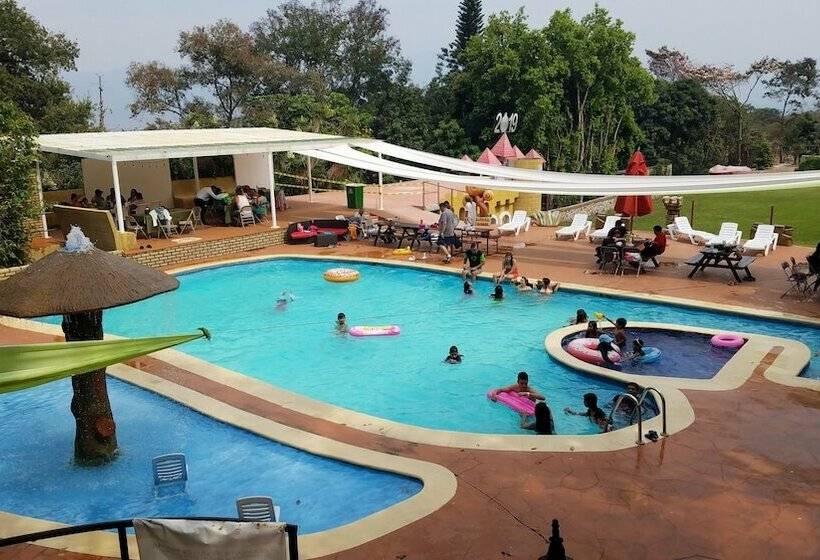 هتل Club Quinta Pat Resort & Restaurant