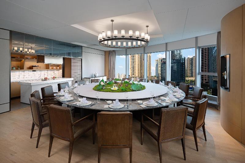 فندق Radisson Hangzhou Qianjiang