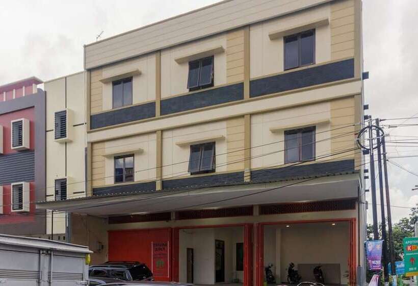 호텔 Reddoorz Near Ap Pettarani 3