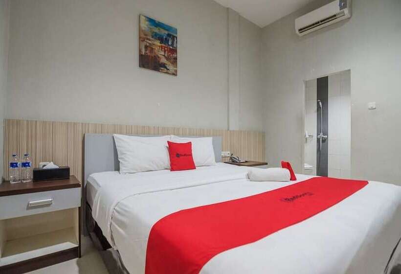 호텔 Reddoorz Plus Near Simpang Rimbo Jambi