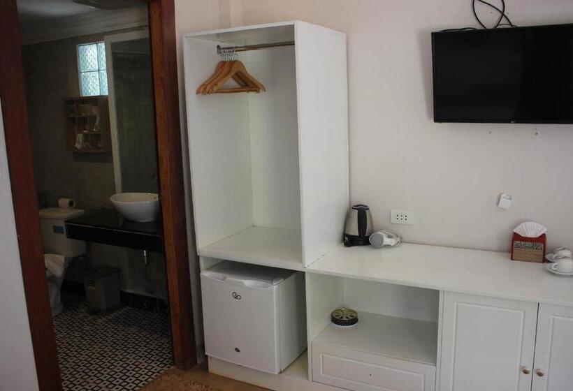 ホテル Scarlet Sails Resort