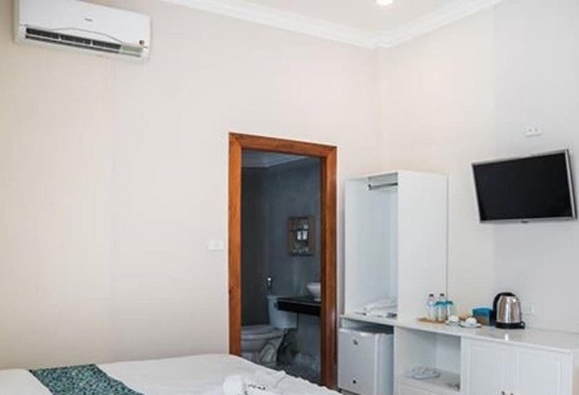 ホテル Scarlet Sails Resort