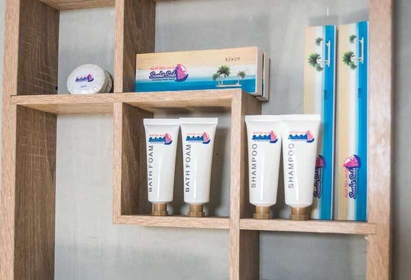 ホテル Scarlet Sails Resort